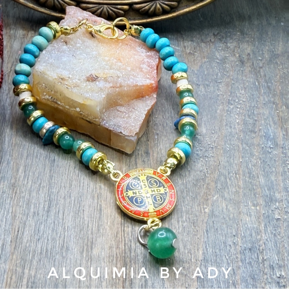 Green Aventurine beaded bracelet/ SAINT BENEDICT